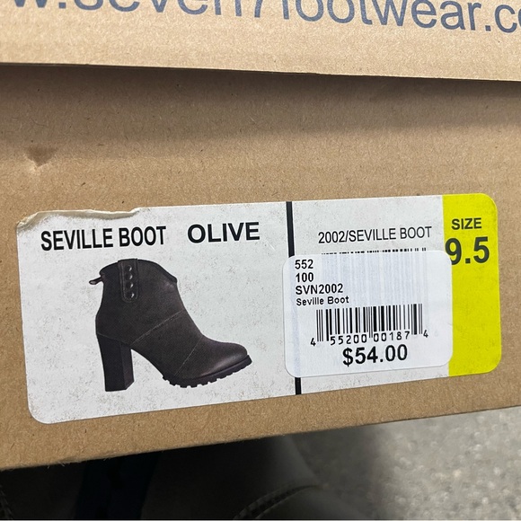 NWB $54 Seven7 Seville Ankle Bootie Olive Green size 9.5 - Picture 16 of 16